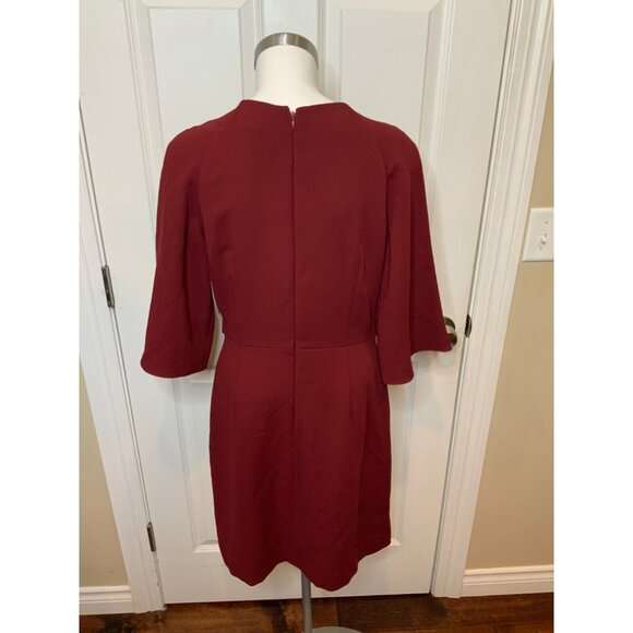 Tahari Arthur S. Levine Dark Red 3/4 Sleeve Shift Dress W/ Tie, Size 6 - Picture 4 of 5